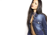 Kelly Hu