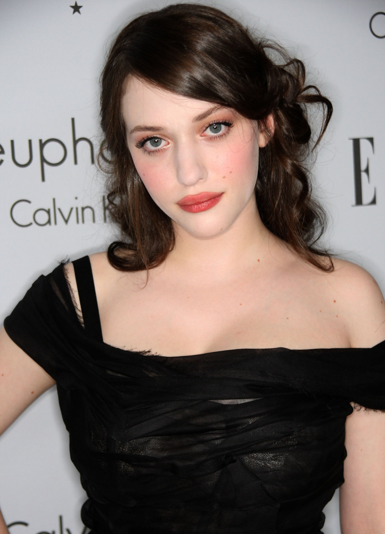 Kat Dennings - Photo Gallery Kat Dennings - Wallpaper Image