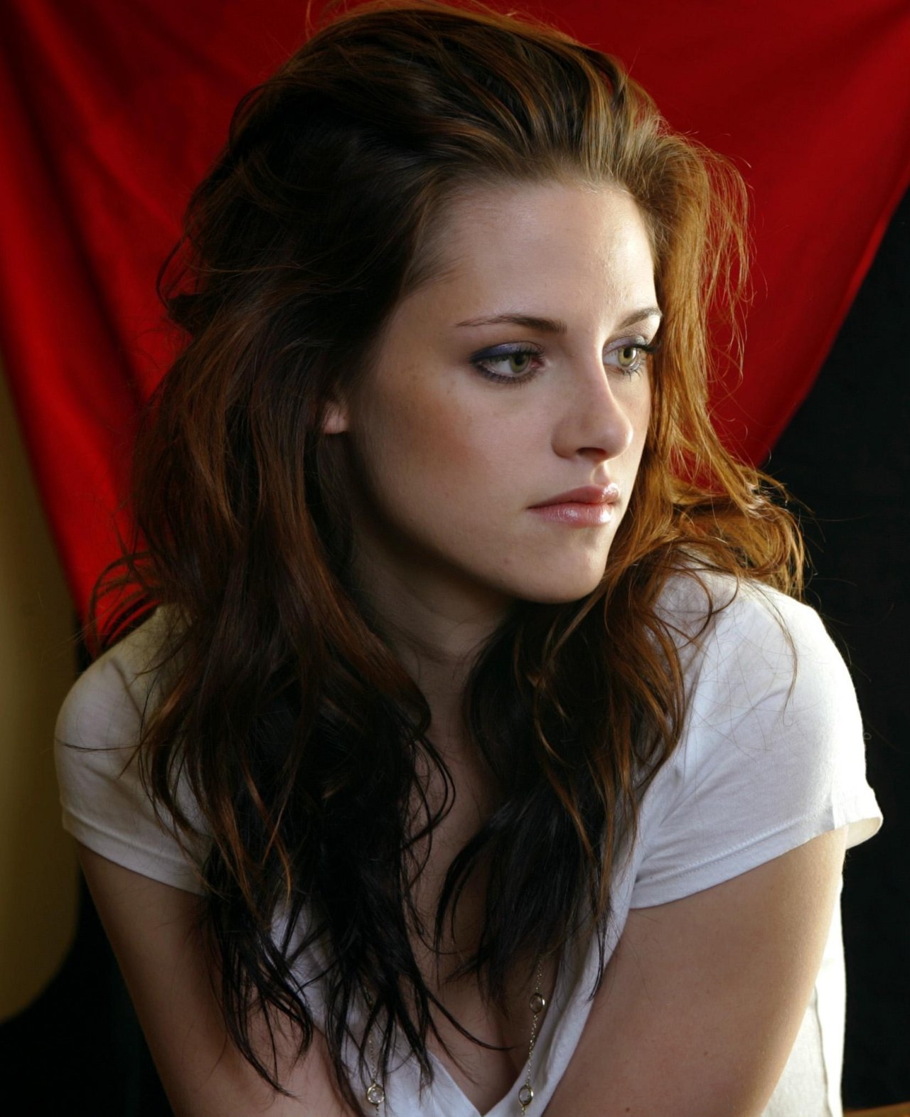 Download this Kristen Stewart Wallpapers picture